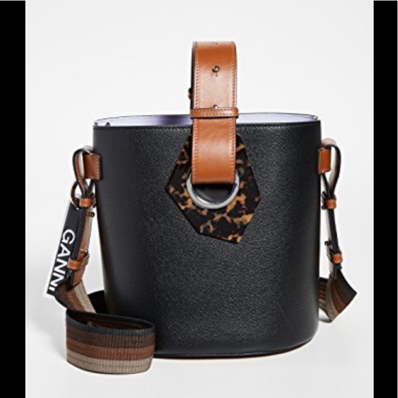 GANNI LEATHER BUCKET - Picture 2 of 5